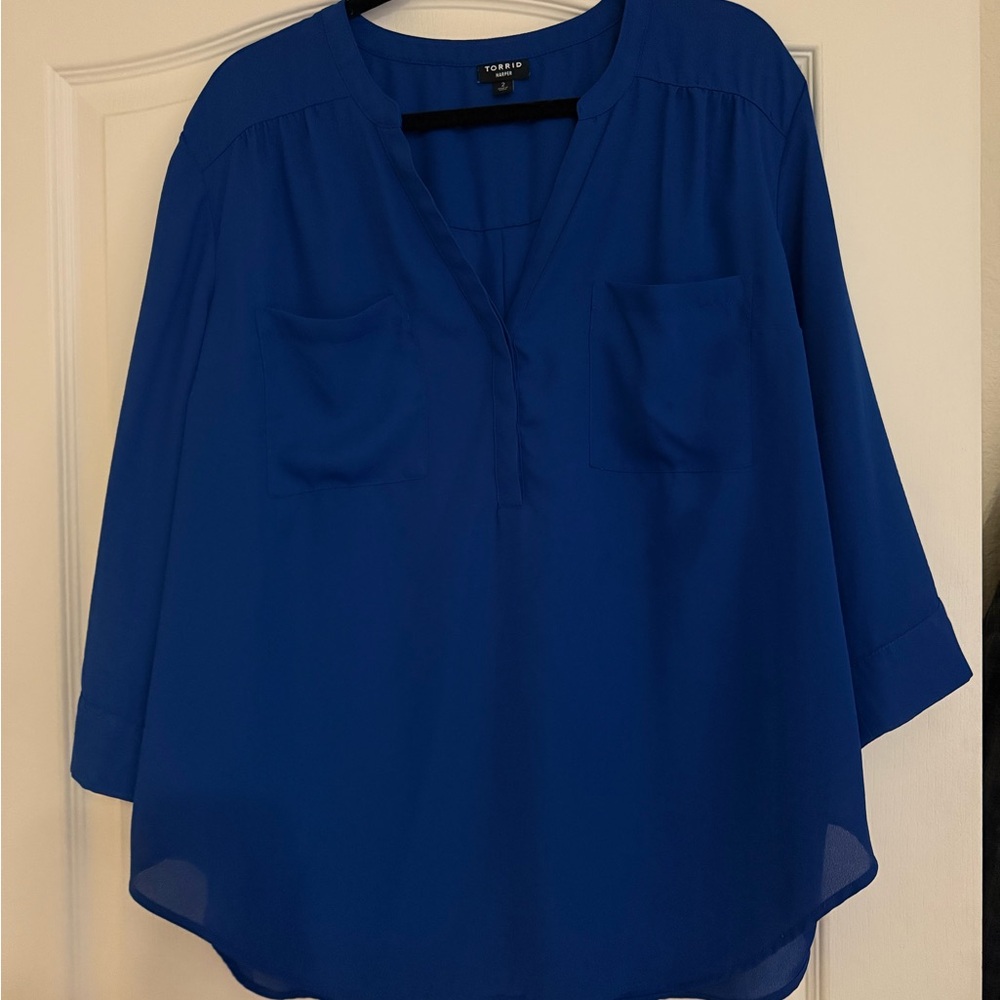 Torrid Blue Harper 3/4 Sleeve Relaxed Blouse